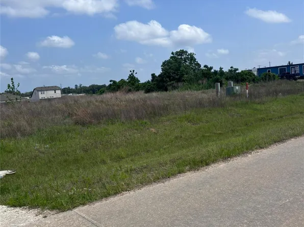 2050 Road 5702, Cleveland, TX 77327