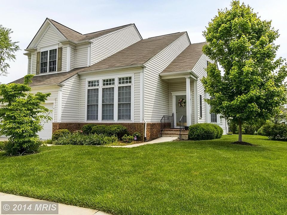 1st image of 711 Darlow Dr