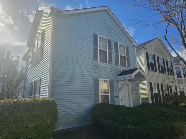 863 Symphony Dr #863, Aurora, IL 60504