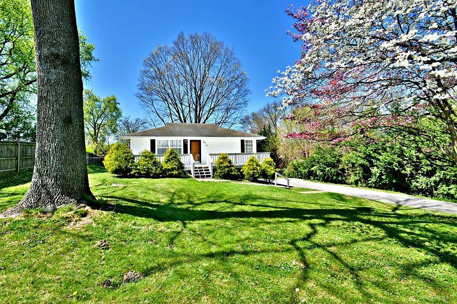 2nd image of 3713 Orangewood Rd