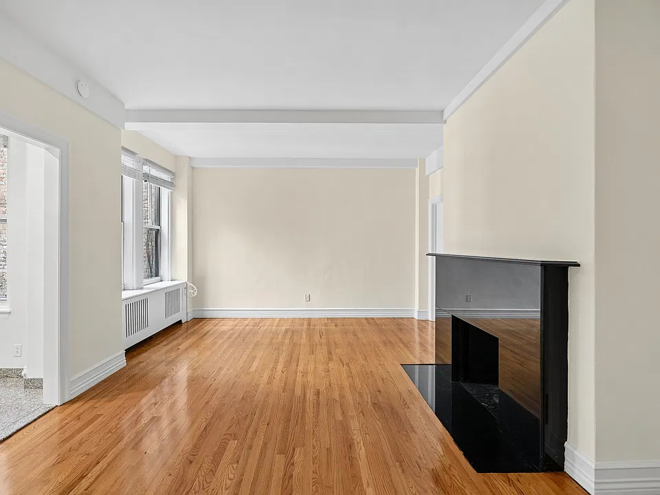 151 E 80th St #3B