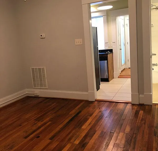 2310 Parkwood Ave #A — Photo 4
