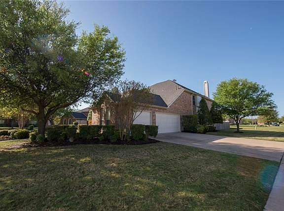 2nd image of 500 Evelyn Ct