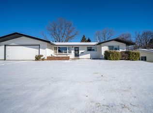 5622 N Montello Dr, Peoria, IL