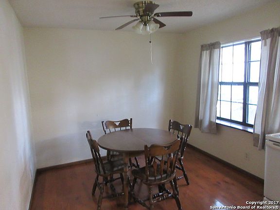 5th image of 329 Westminster Ave