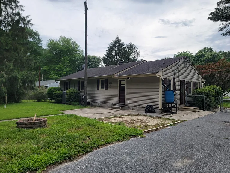 22547 Wood Branch Rd — Photo 25