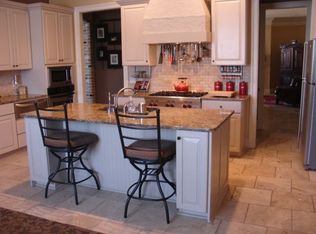 108 Versailles Dr, Houma, LA 70360