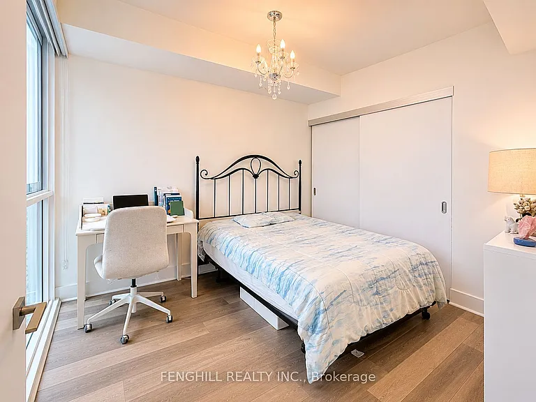 32 Davenport Rd #1108 — Photo 12