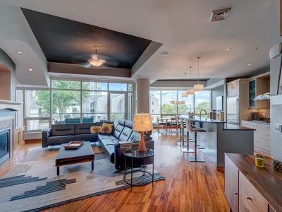 350 South Hamilton Street UNIT 201, Madison, WI, 53703