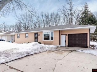2605 E Main St, Mankato, MN 56001