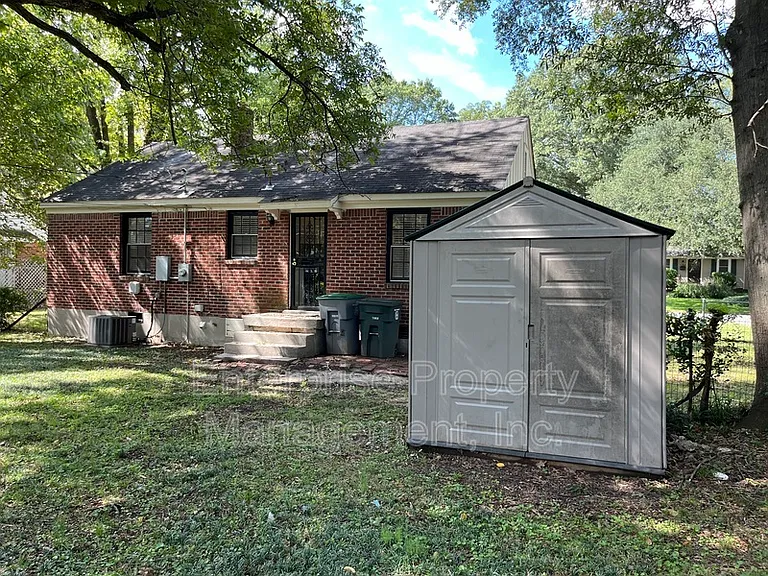 792 Saint Nick Dr — Photo 23