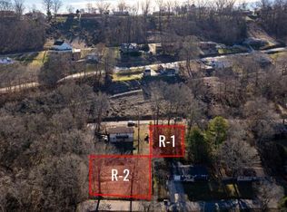 301 Dempsey Ln, Rossville, GA 30741