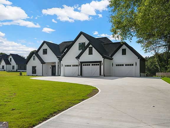 3rd image of 2376 Wall Rd