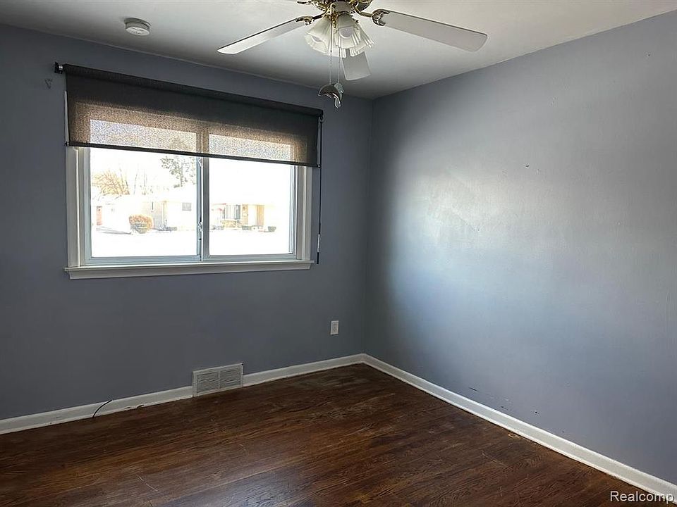 1st image of 7043 Whitefield St
