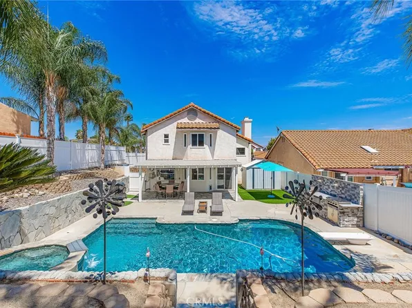 137 Nebraska St, Lake Elsinore, CA 92530