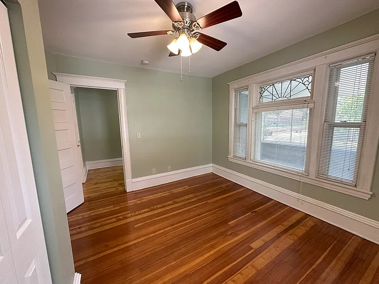 2709 Delaware St SE — Photo 10