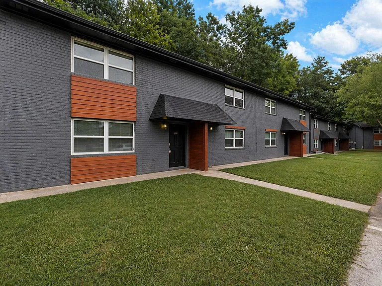 East Ridge Flats and Townhomes — Photo 10