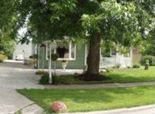 427 E Elm St, Sycamore, IL 60178