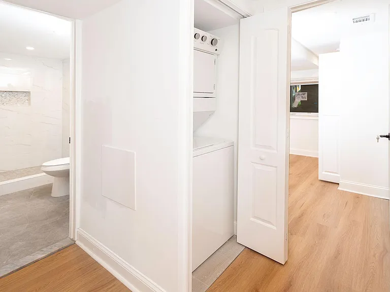 1210 Lamont St NW #1 — Photo 12