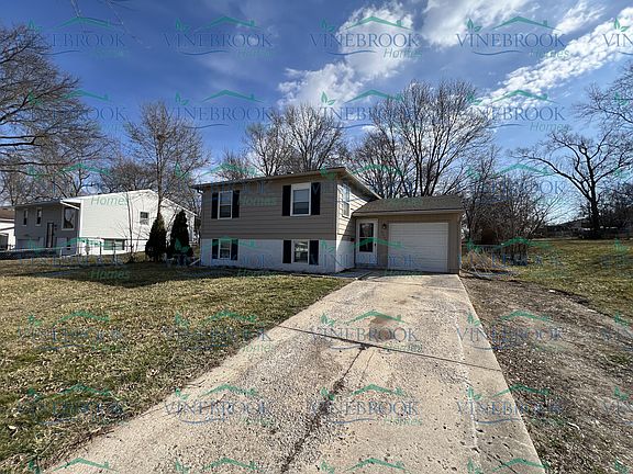 2nd image of 2005 Belmont Blvd