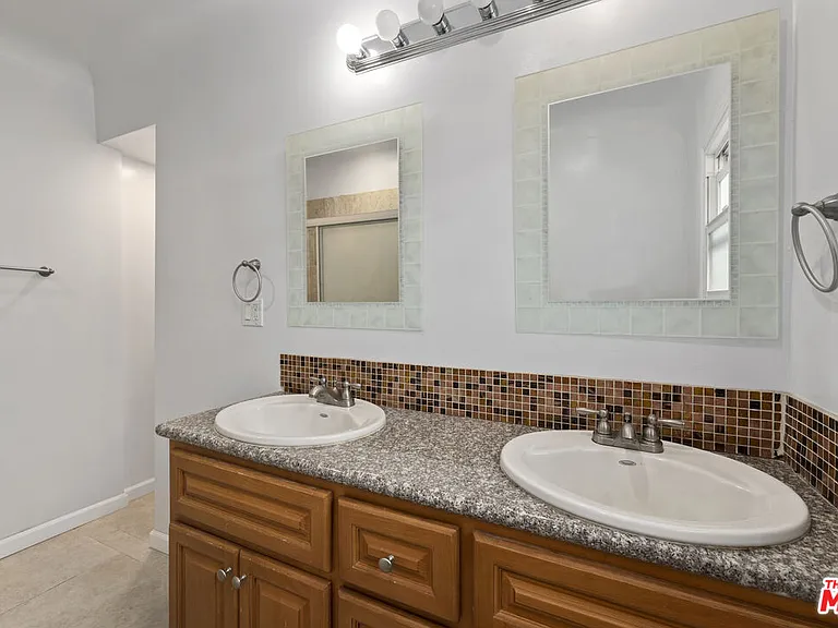 1417 Rock Glen Ave — Photo 19