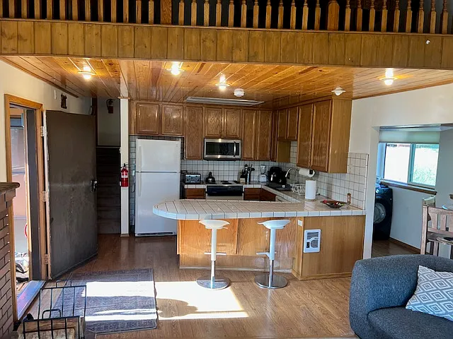 Building Photo - 11691 Snowpeak Way