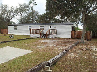1st image of 5518 SE 182nd Ter