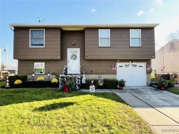 90 Audet Dr, Cheektowaga, NY 14227