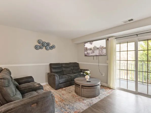 503 Garrison Woods Dr, Stafford, VA