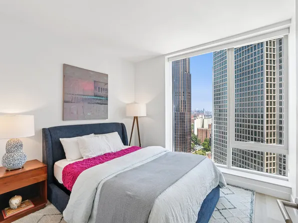 17 Hanover Place image 4 of 5