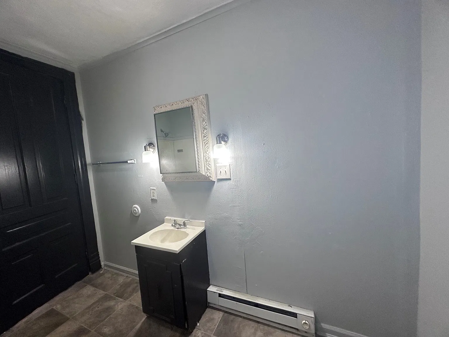 Studio, 500 sqft, $425 — Photo 3