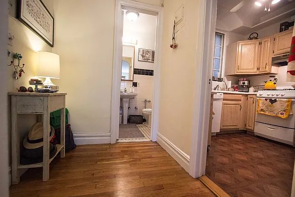 Rented by Earplay | media 19