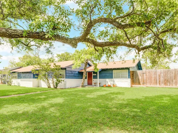 1414 W 9th St, Freeport, TX 77541