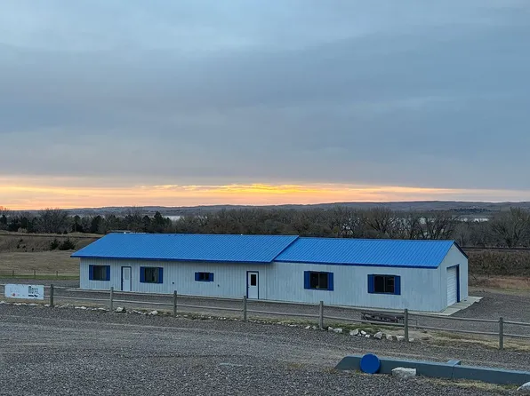 1294 Highway 92 W, Lewellen, NE 69147