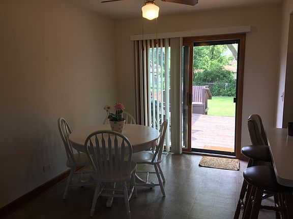4th image of 879 Greenfield Ave