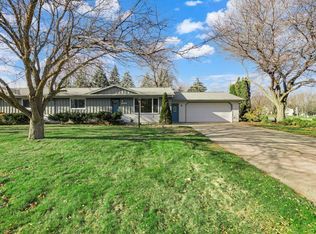 N9691 Noe Rd, APPLETON, WI 54915