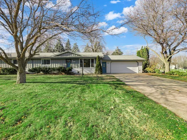 N9691 Noe Rd, Appleton, WI 54915
