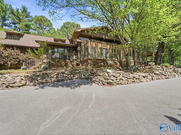 2nd image of 1302 Old Boaz Rd