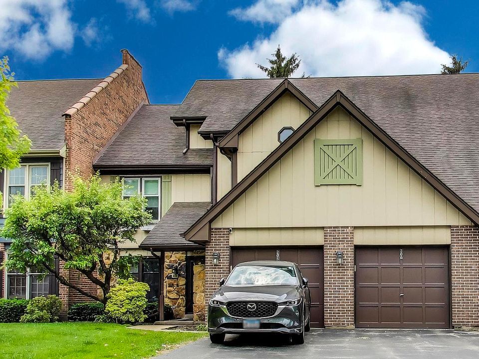 206 Country Ln, Des Plaines, IL 60016 | Zillow