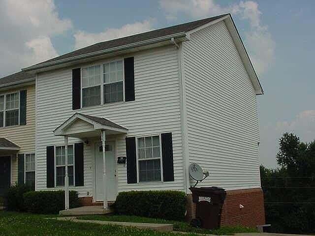 1st image of 344 E Oak St
