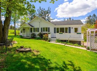 14 W Whisconier Rd, Brookfield, CT 06804