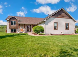 1684 56th St, Somerset, WI 54025