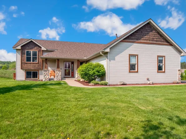 1684 56th St, Somerset, WI 54025