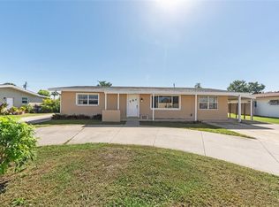 368 Center Rd, Venice, FL 34293