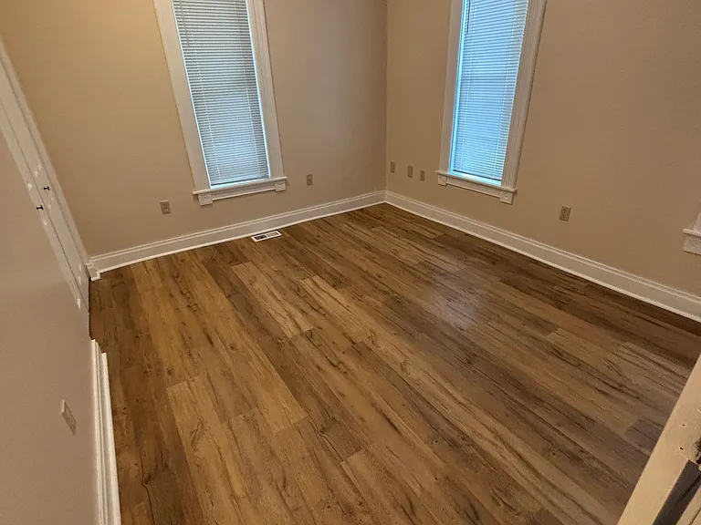 417 Walnut St #3 — Photo 9