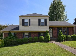 8201 Rochelle Rd, Louisville, KY 40228