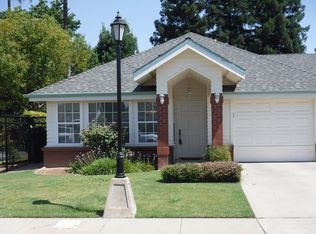 1642 E Morningstar Ln, Fresno, CA