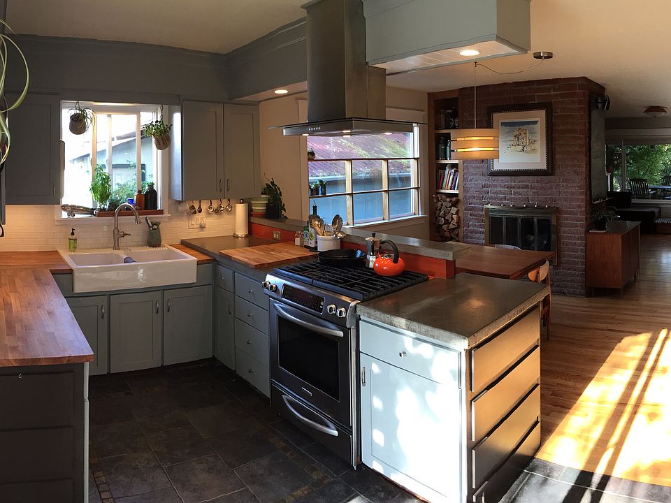 Main Living/Kitchen 