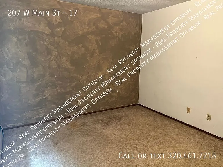 207 W Main St #17 — Photo 10