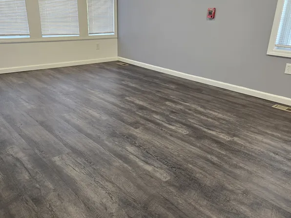 (undisclosed Address), East Windsor, CT 06088